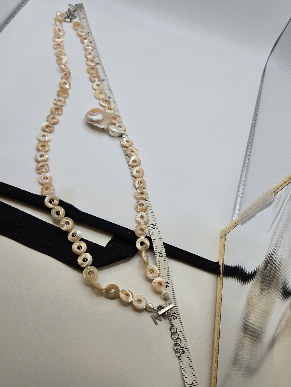 Turbo Shell Mother Of Pearl Donut Necklace Beach Boho Mermaid Tropical Resort - Picture 6 of 7